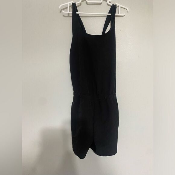Toddler‎ Girls Black Athletic Works One Piece Romper Size Small 6-6x - Picture 1 of 5